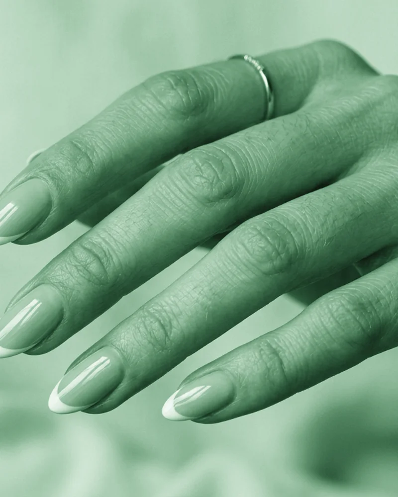 Green Nails Style 4: Chiffon Pink Gradient