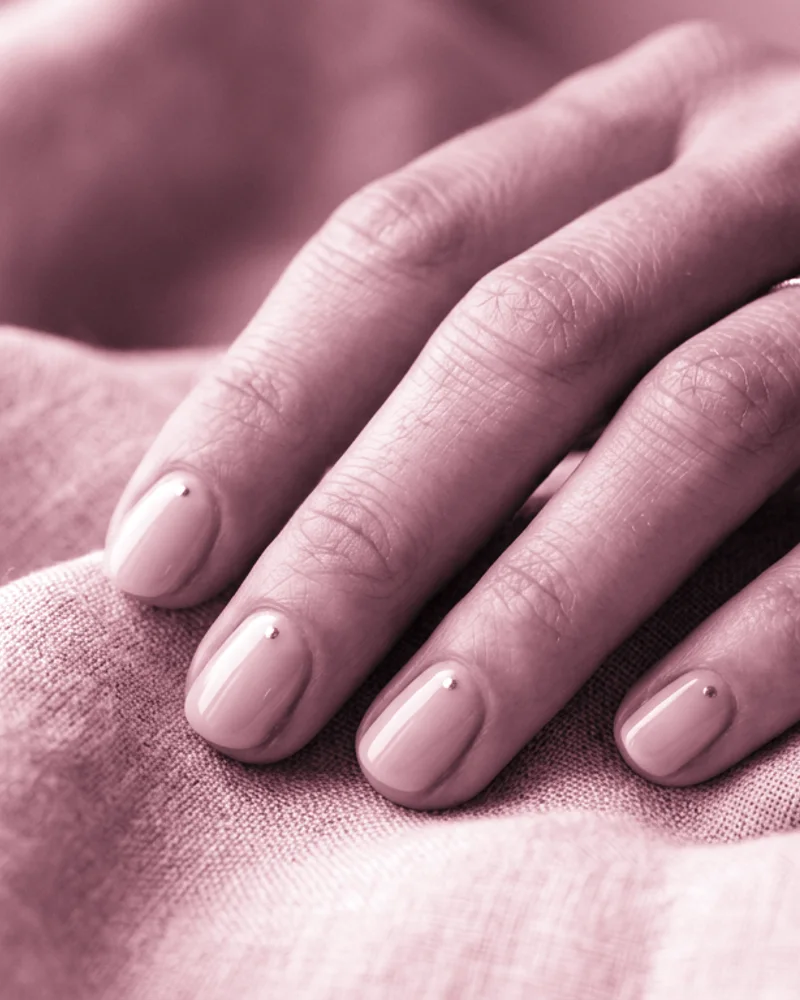 Pink Nails Style 14: Geometric Floating Geometry on round nails